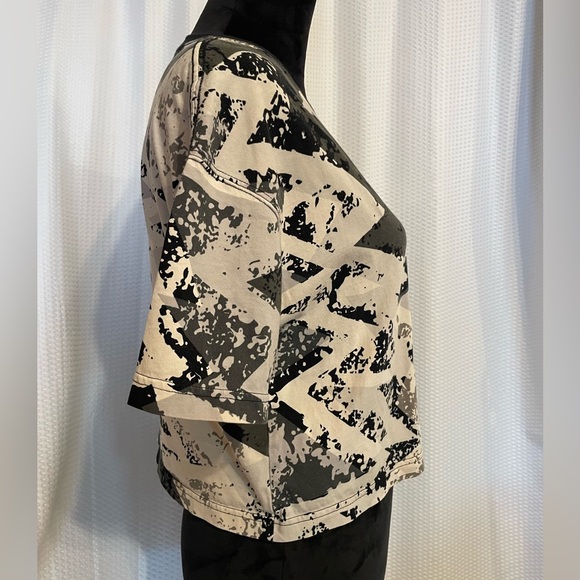 Air Jordan Loose Fit Cropped Short Sleeve Tee T-shirt Size Small - Picture 6 of 10